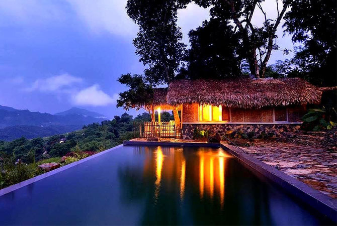 Pool in Pu Luong Retreat