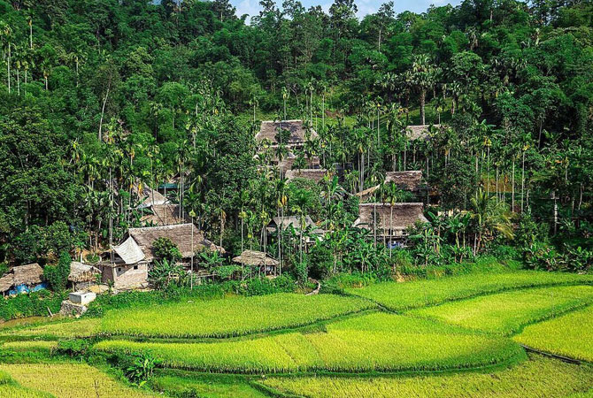 Villages and Terraces in Pu Luong