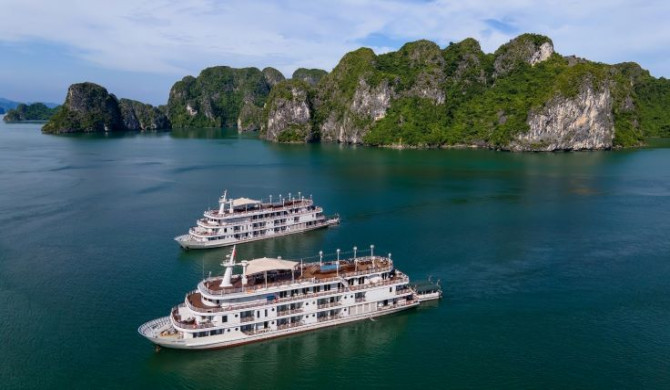 Paradise Elegance Cruise