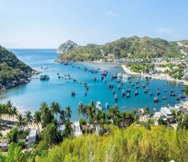 KHÁM PHÁ BIỂN NINH CHỮ – NHA TRANG