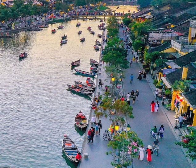Những điểm du lịch không thể bỏ qua ở miền Trung và miền Nam